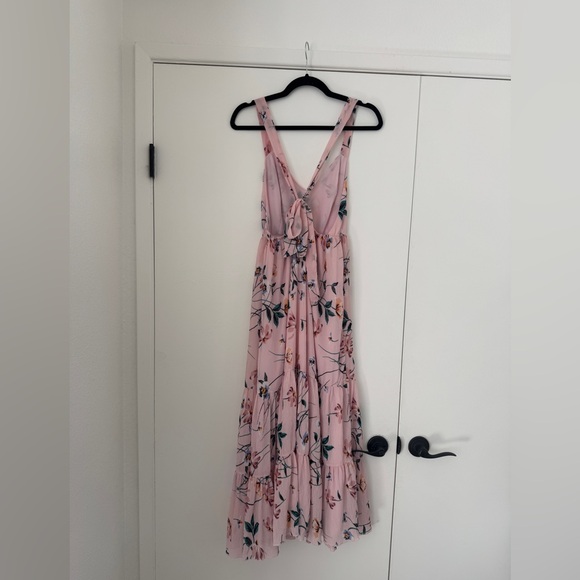 Lulus Pink Floral Tiered Midi Dress Size Small - Picture 2 of 6